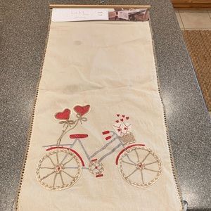 Nicole Miller table runner